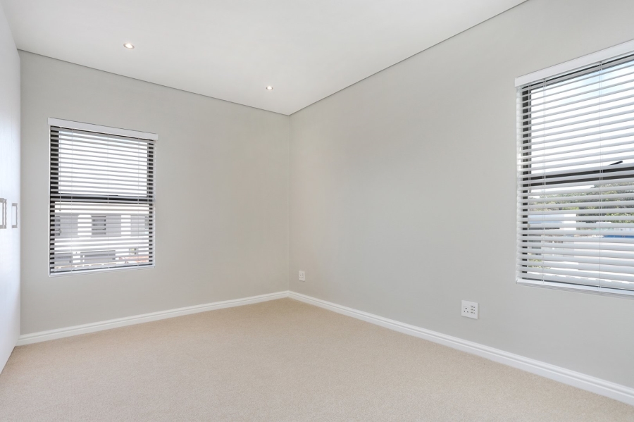 3 Bedroom Property for Sale in Croydon Gardens Estate Western Cape